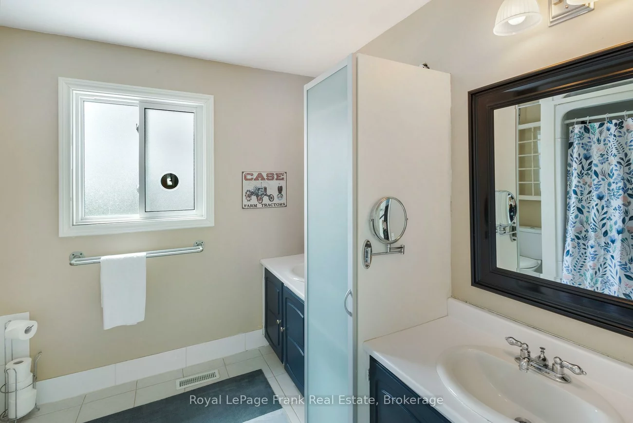 68, Burling, Huron Heights-Leslie Valley, Newmarket