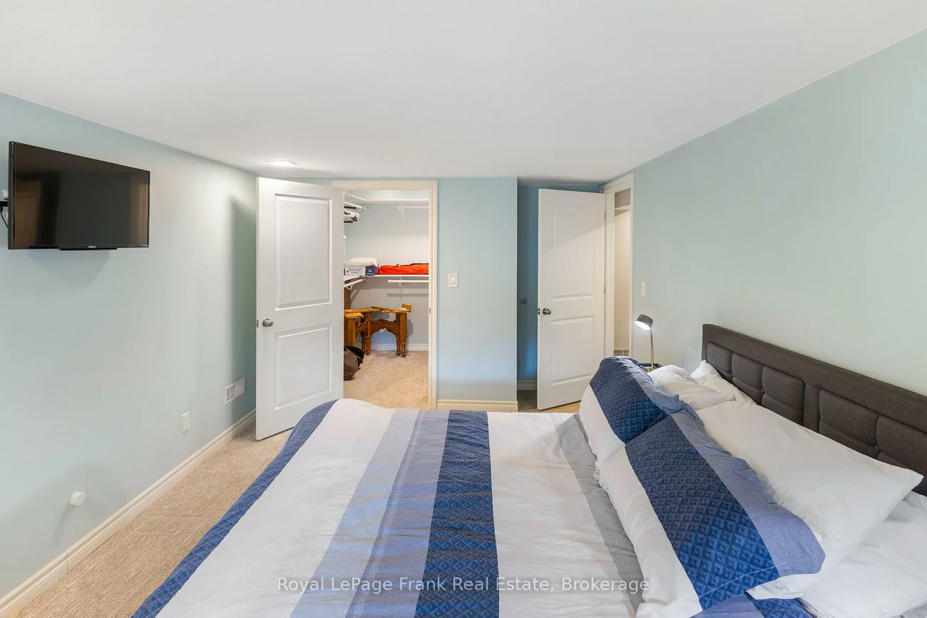 68, Burling, Huron Heights-Leslie Valley, Newmarket