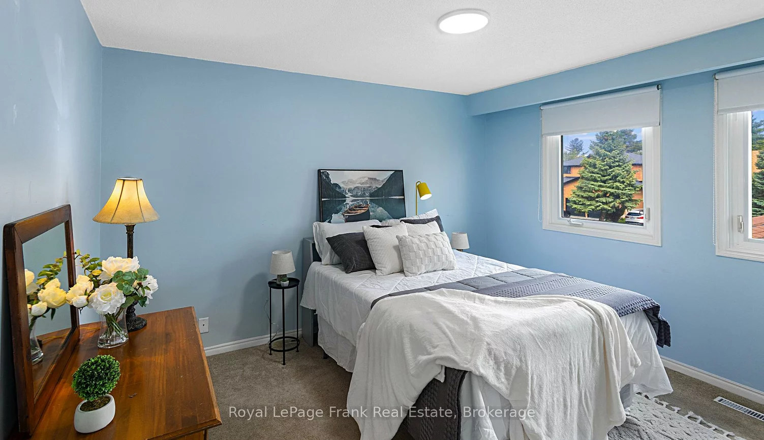 68, Burling, Huron Heights-Leslie Valley, Newmarket