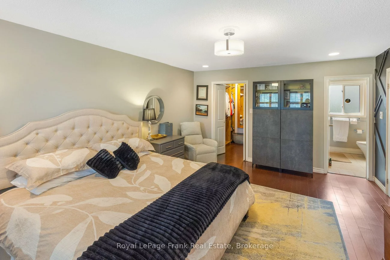 68, Burling, Huron Heights-Leslie Valley, Newmarket