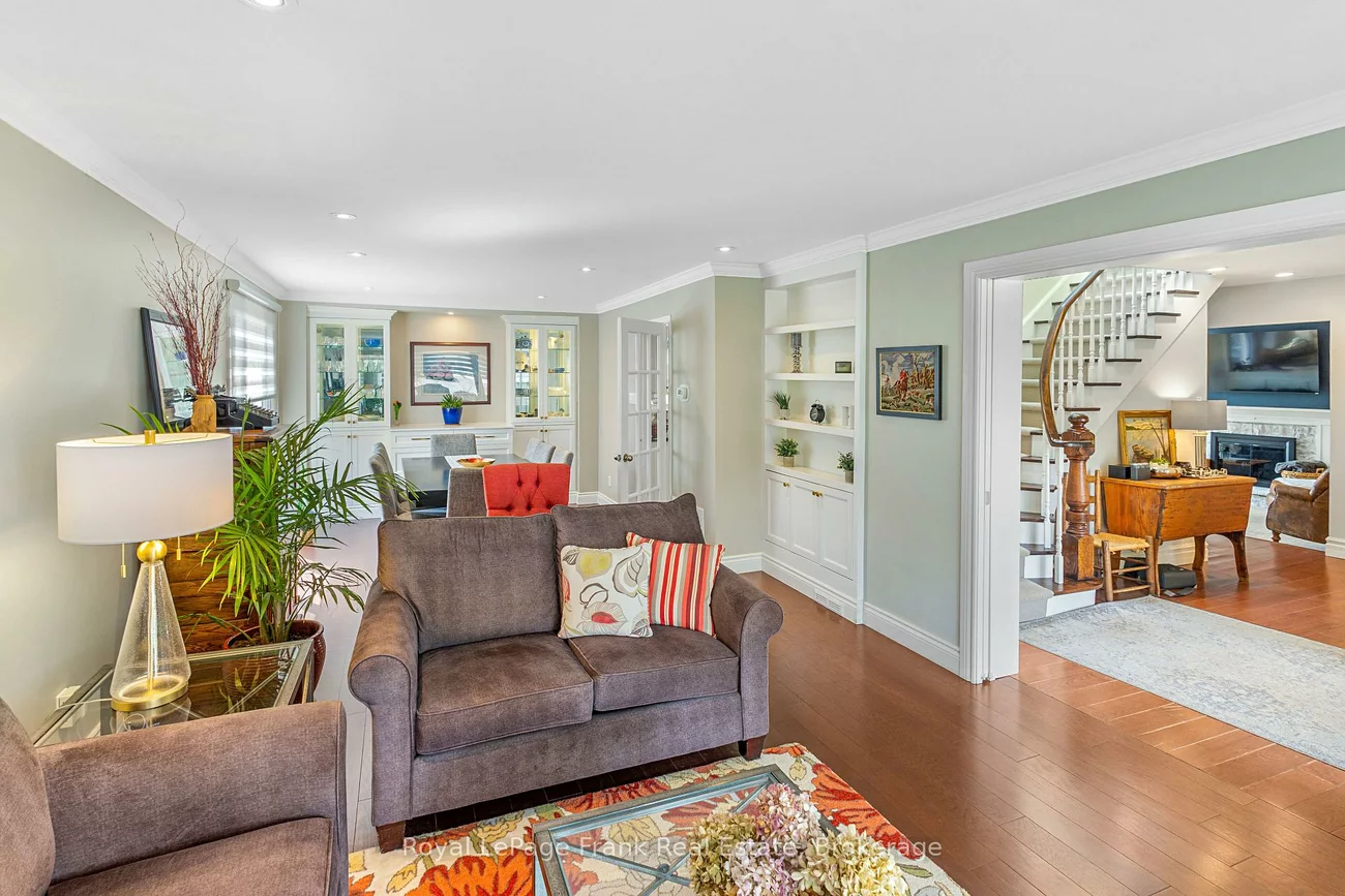 68, Burling, Huron Heights-Leslie Valley, Newmarket