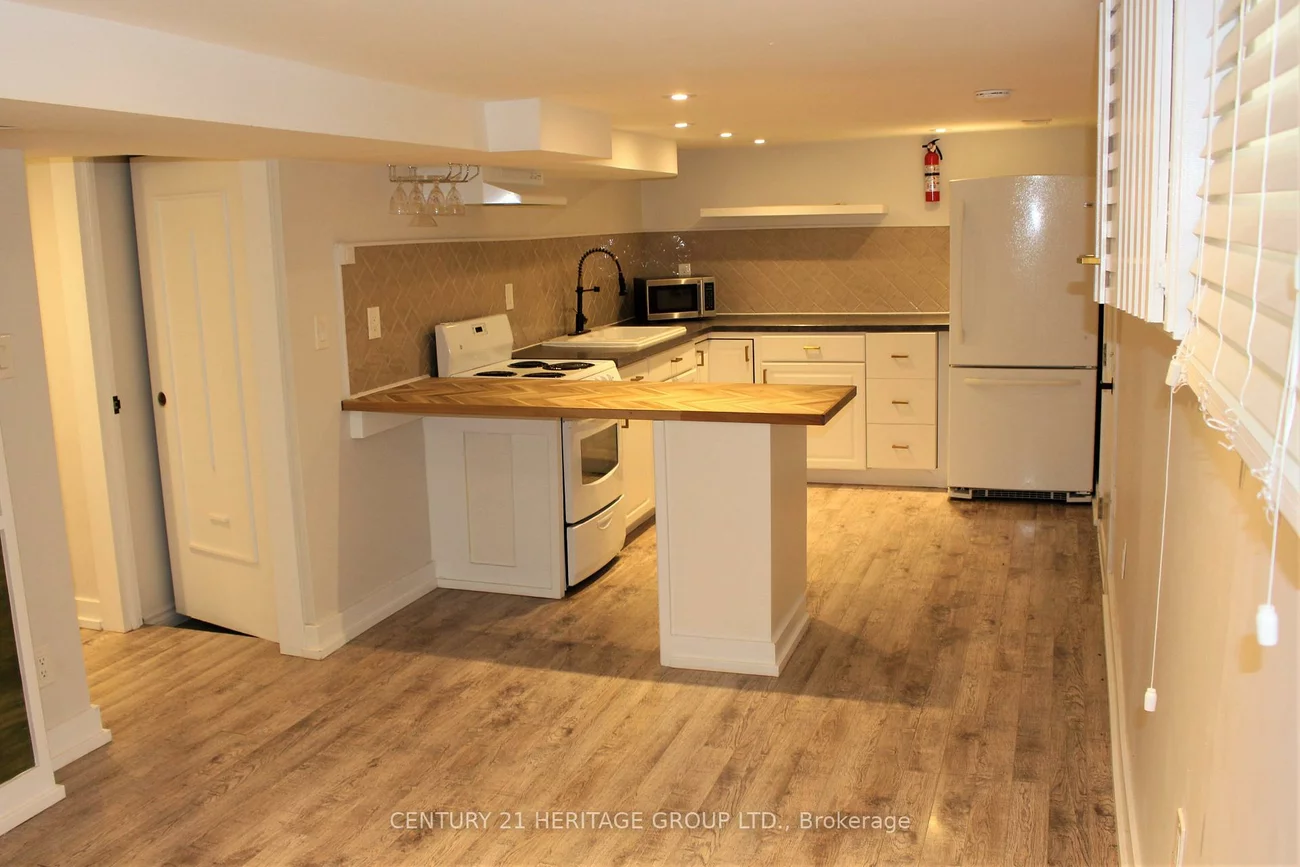 269, Prospect, Gorham-College Manor, Newmarket