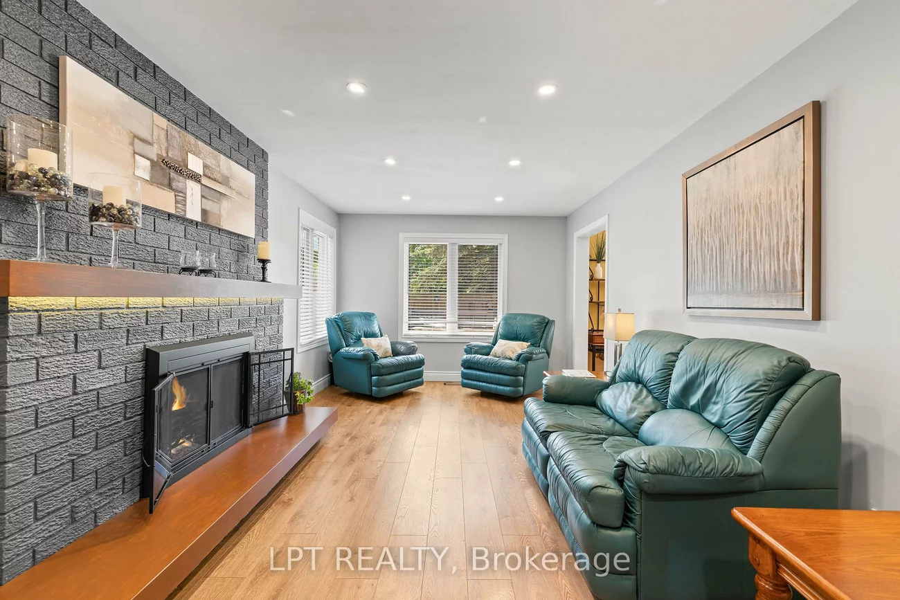 112, Doris, Bristol-London, Newmarket