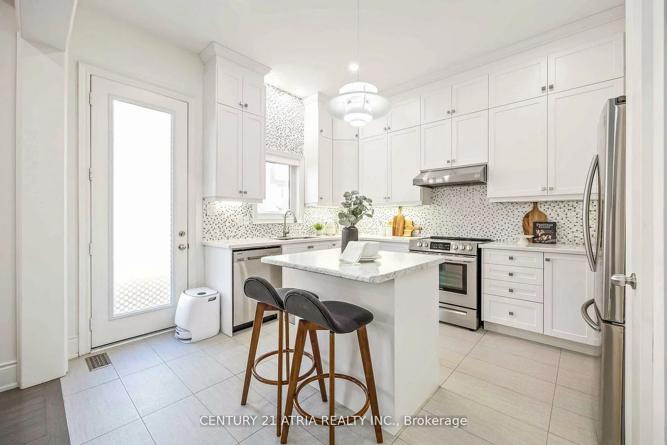 109, Vantage, Woodland Hill, Newmarket