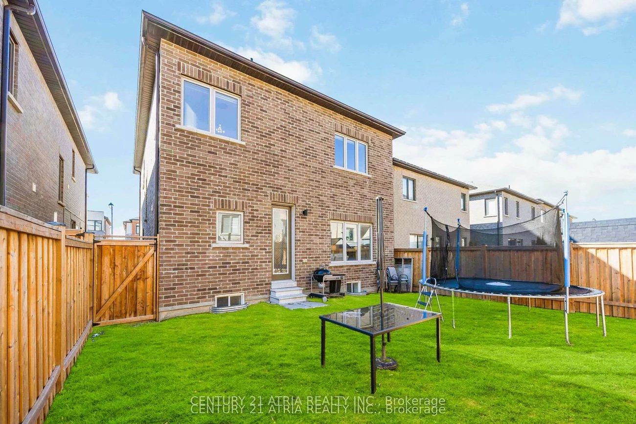 109, Vantage, Woodland Hill, Newmarket