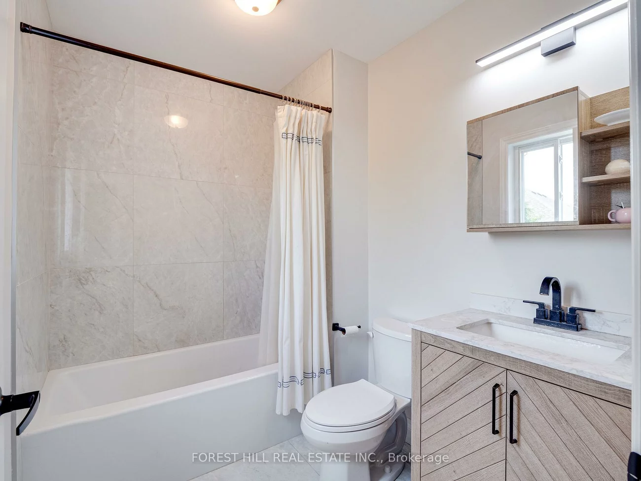 70, Shoniker, Summerhill Estates, Newmarket