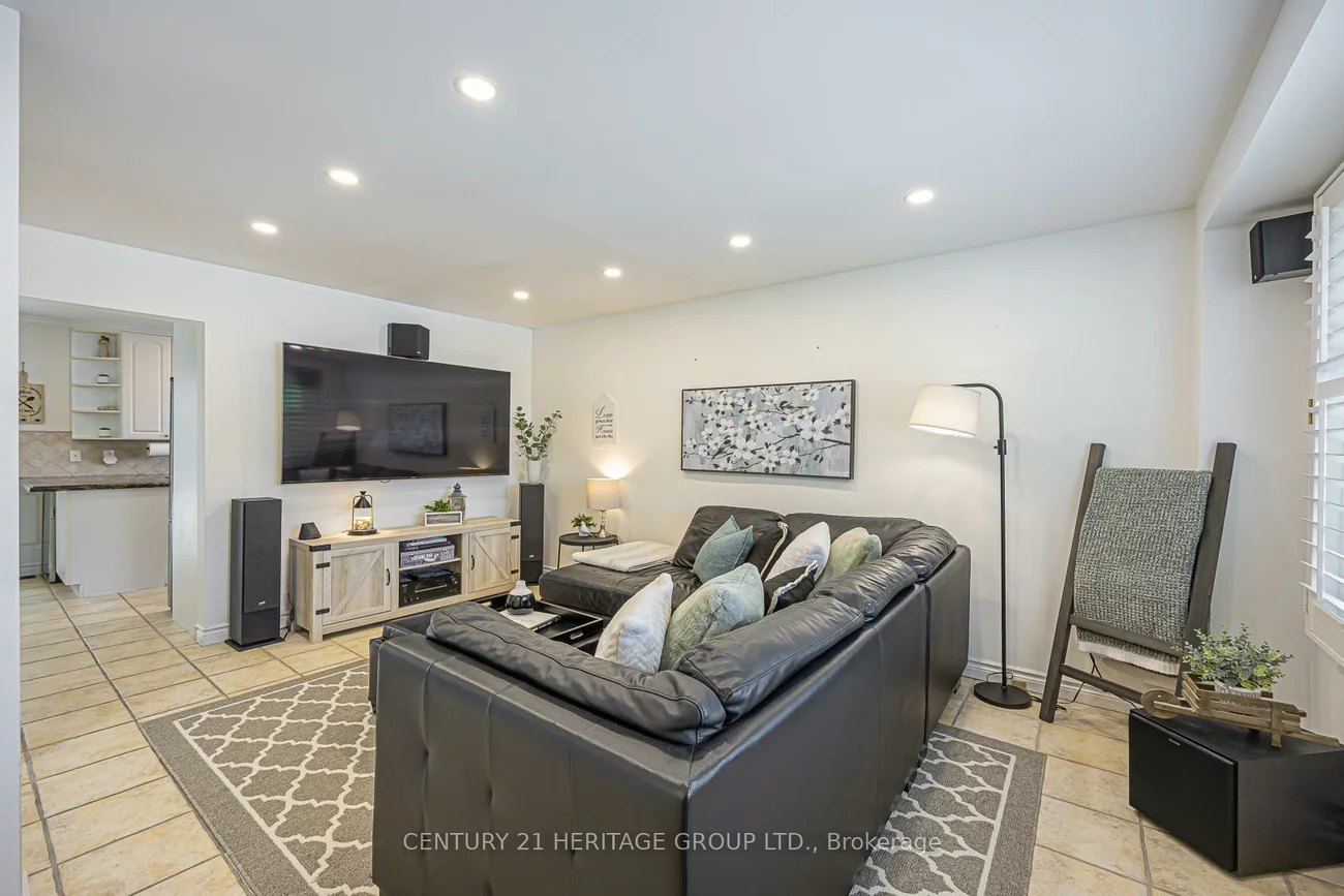 279, Rockway, Huron Heights-Leslie Valley, Newmarket