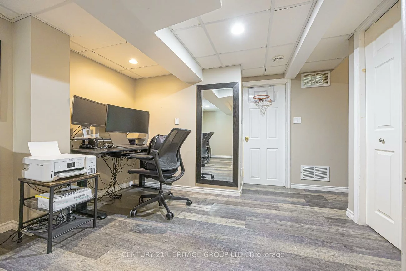 279, Rockway, Huron Heights-Leslie Valley, Newmarket