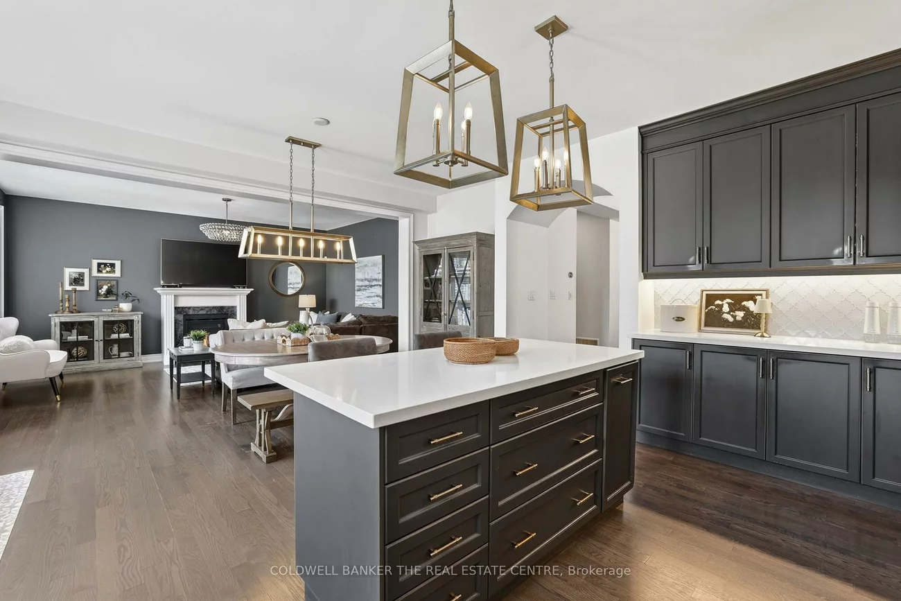 721, Dillman, Stonehaven-Wyndham, Newmarket