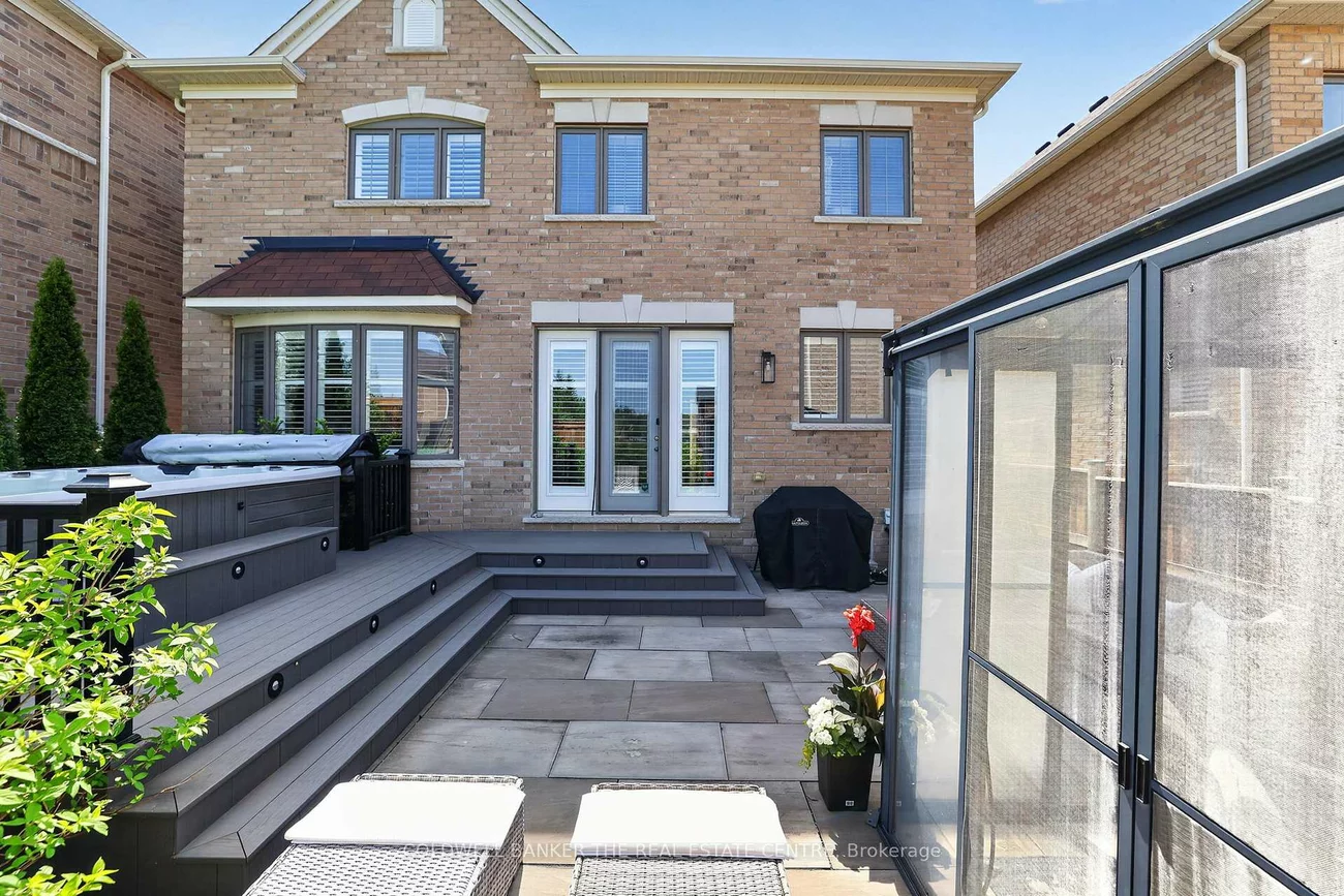 721, Dillman, Stonehaven-Wyndham, Newmarket
