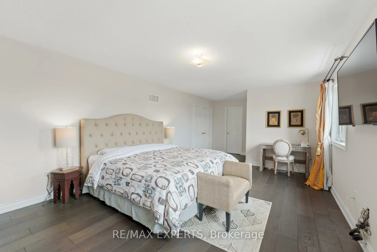 847, Memorial, Stonehaven-Wyndham, Newmarket