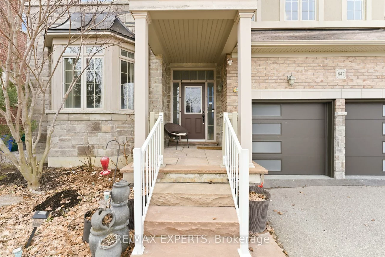 847, Memorial, Stonehaven-Wyndham, Newmarket