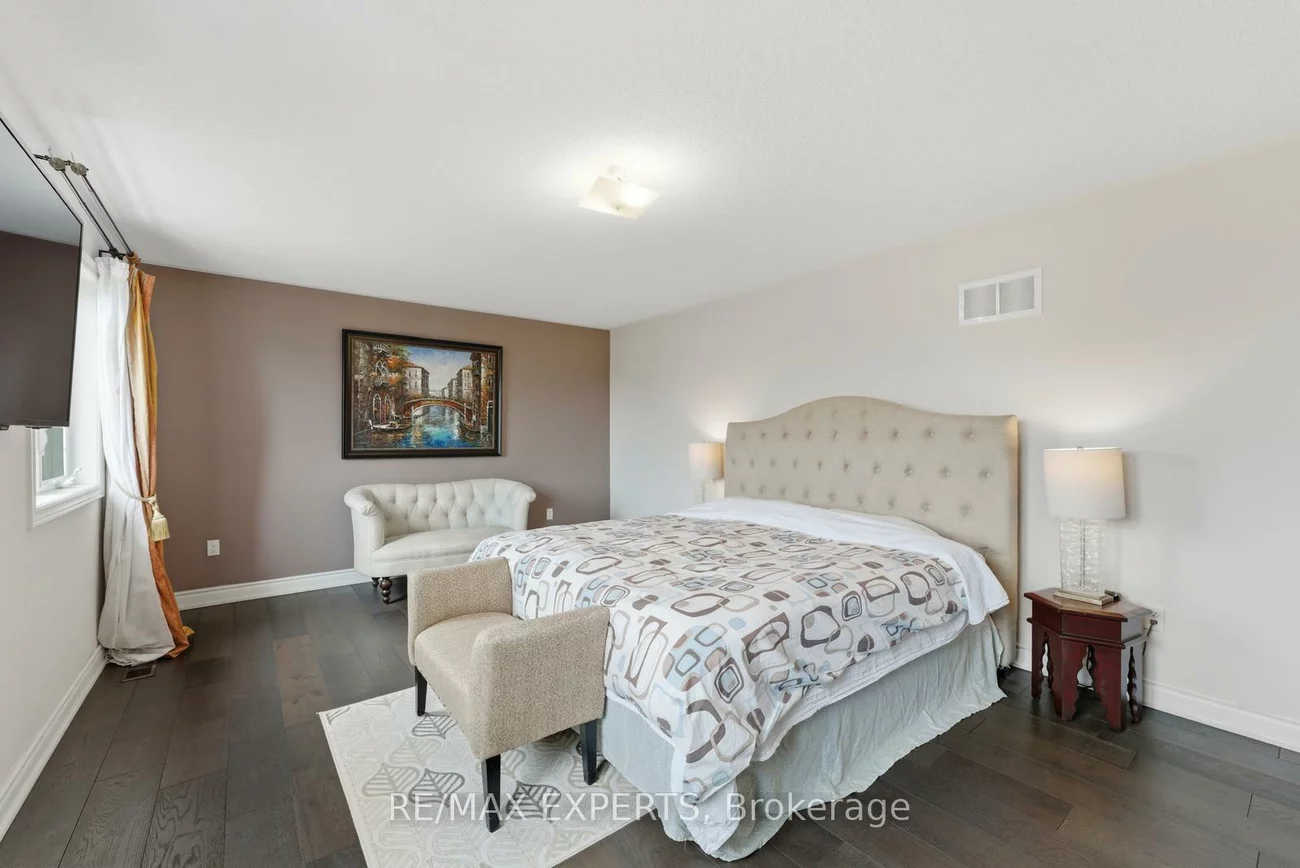 847, Memorial, Stonehaven-Wyndham, Newmarket