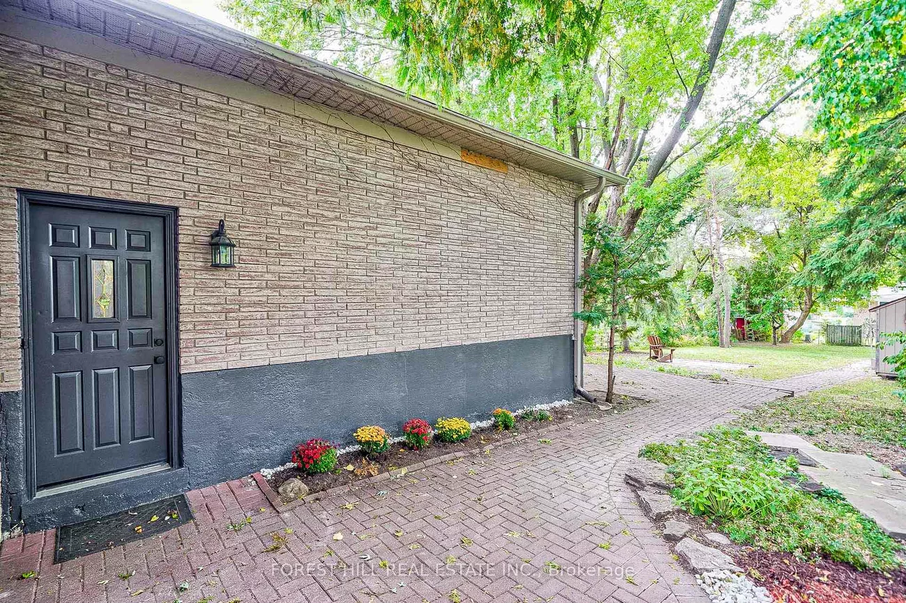 60, Hillview, Bristol-London, Newmarket