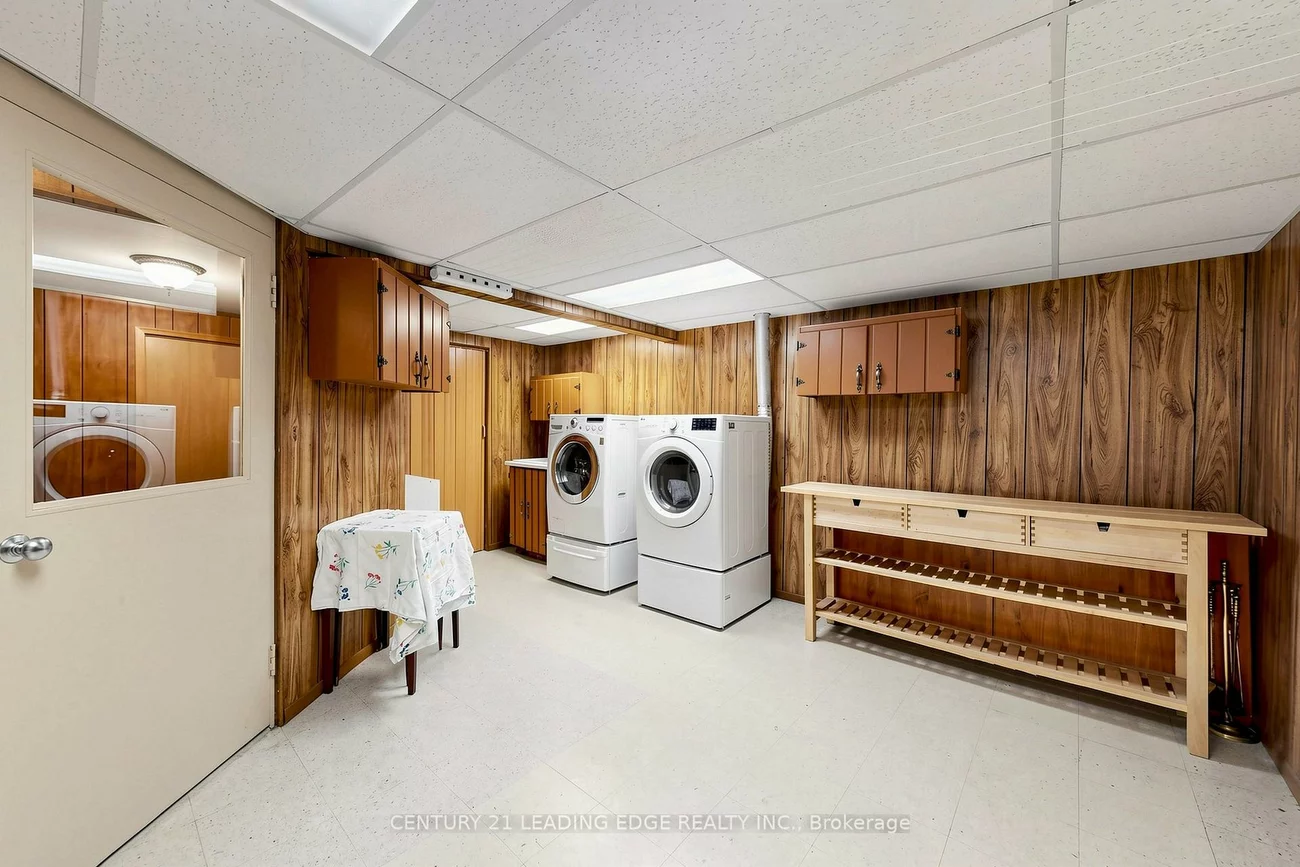 323, Waratah, Huron Heights-Leslie Valley, Newmarket