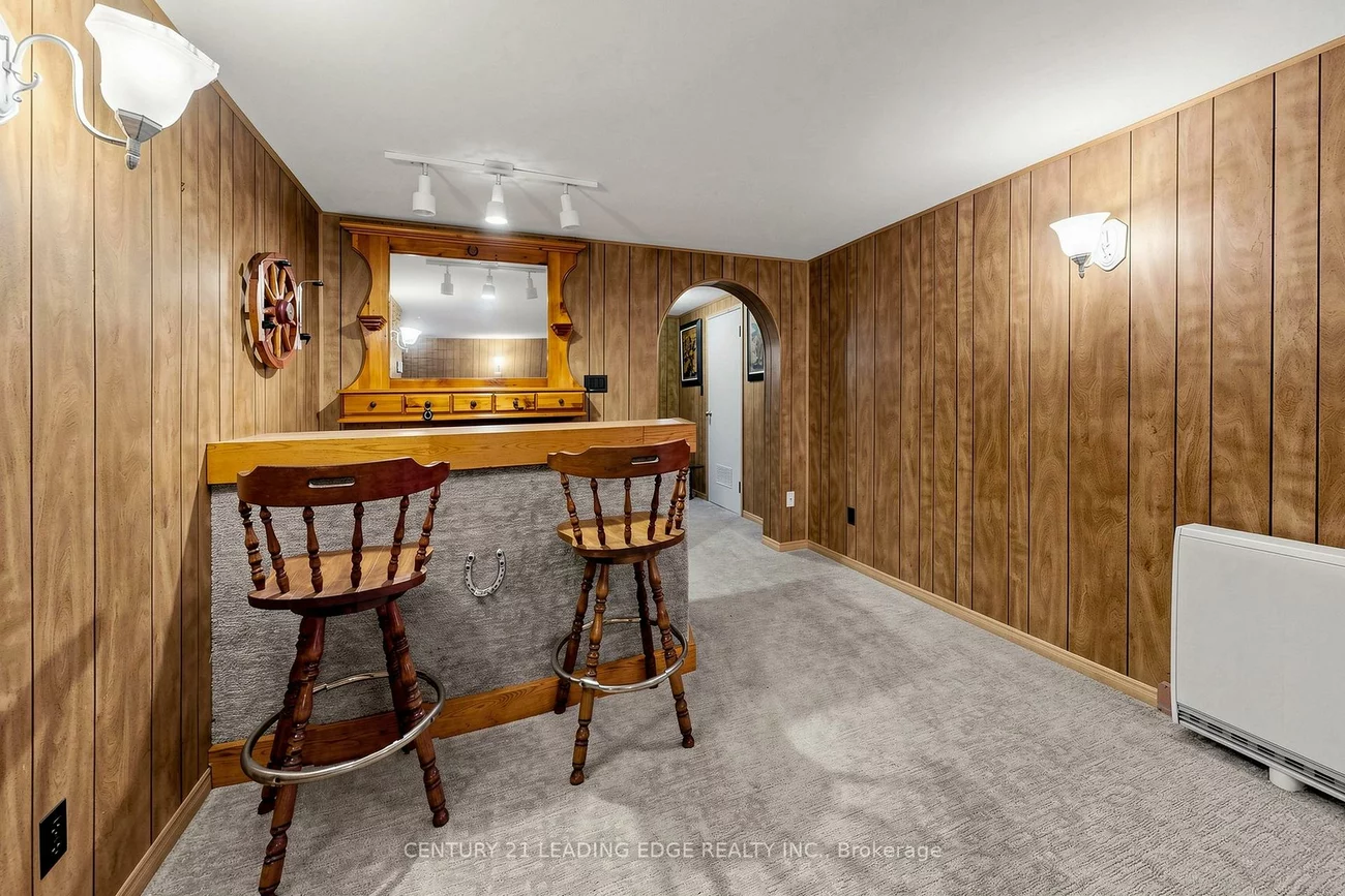 323, Waratah, Huron Heights-Leslie Valley, Newmarket