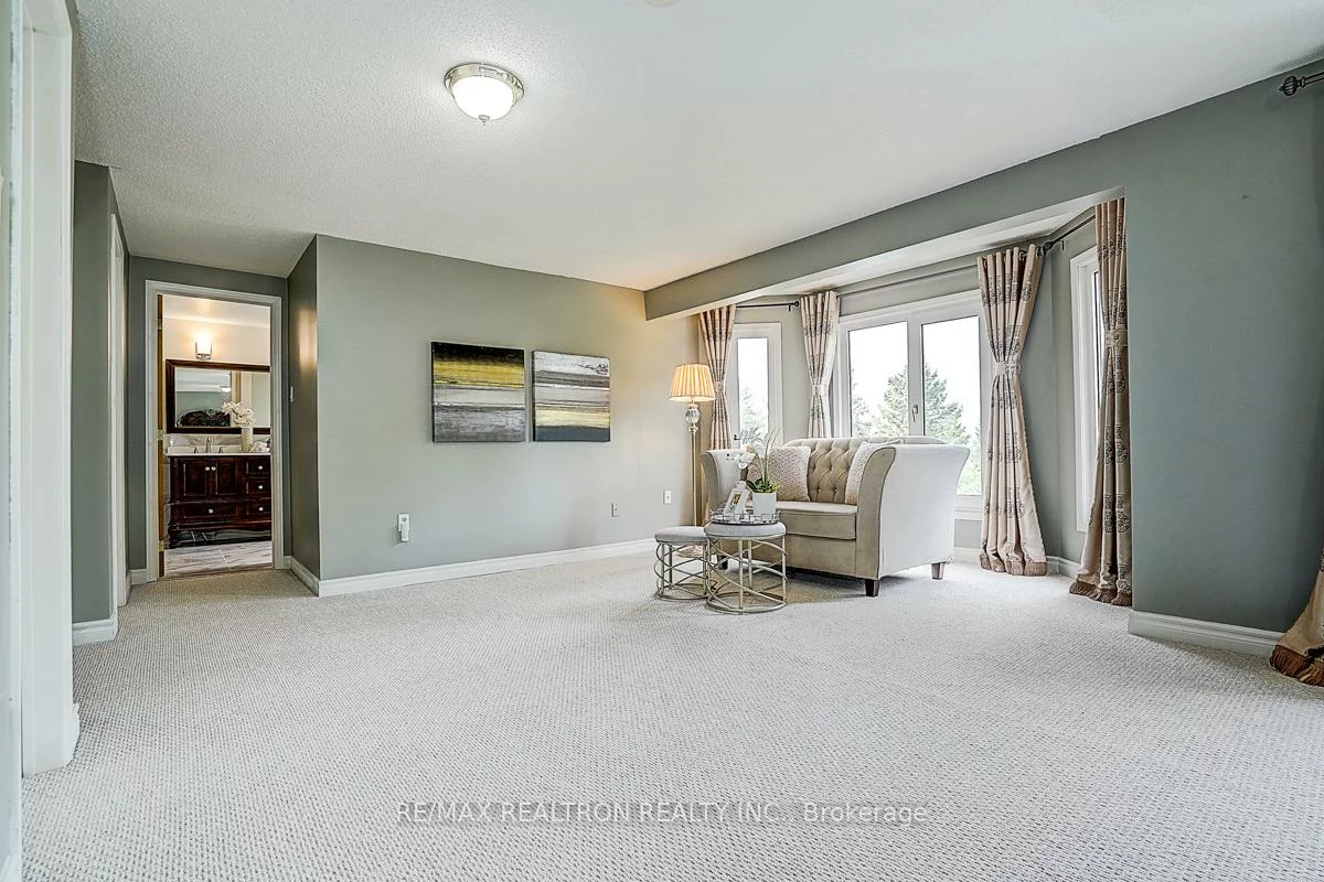 233, Brimson, Glenway Estates, Newmarket