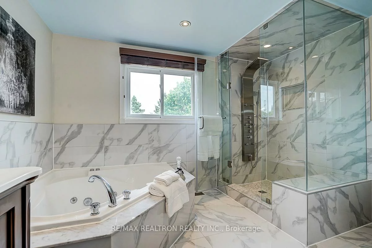 233, Brimson, Glenway Estates, Newmarket