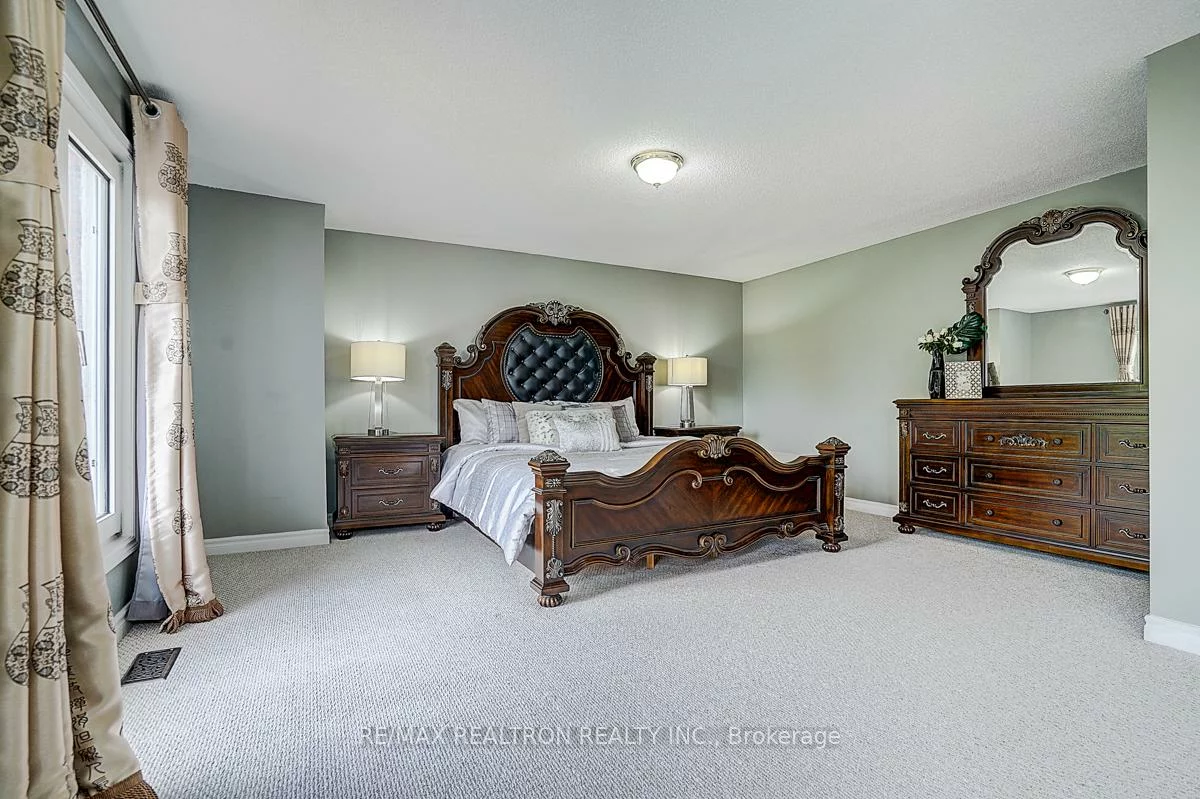 233, Brimson, Glenway Estates, Newmarket
