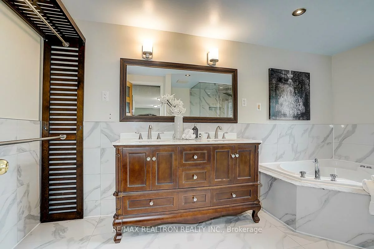 233, Brimson, Glenway Estates, Newmarket