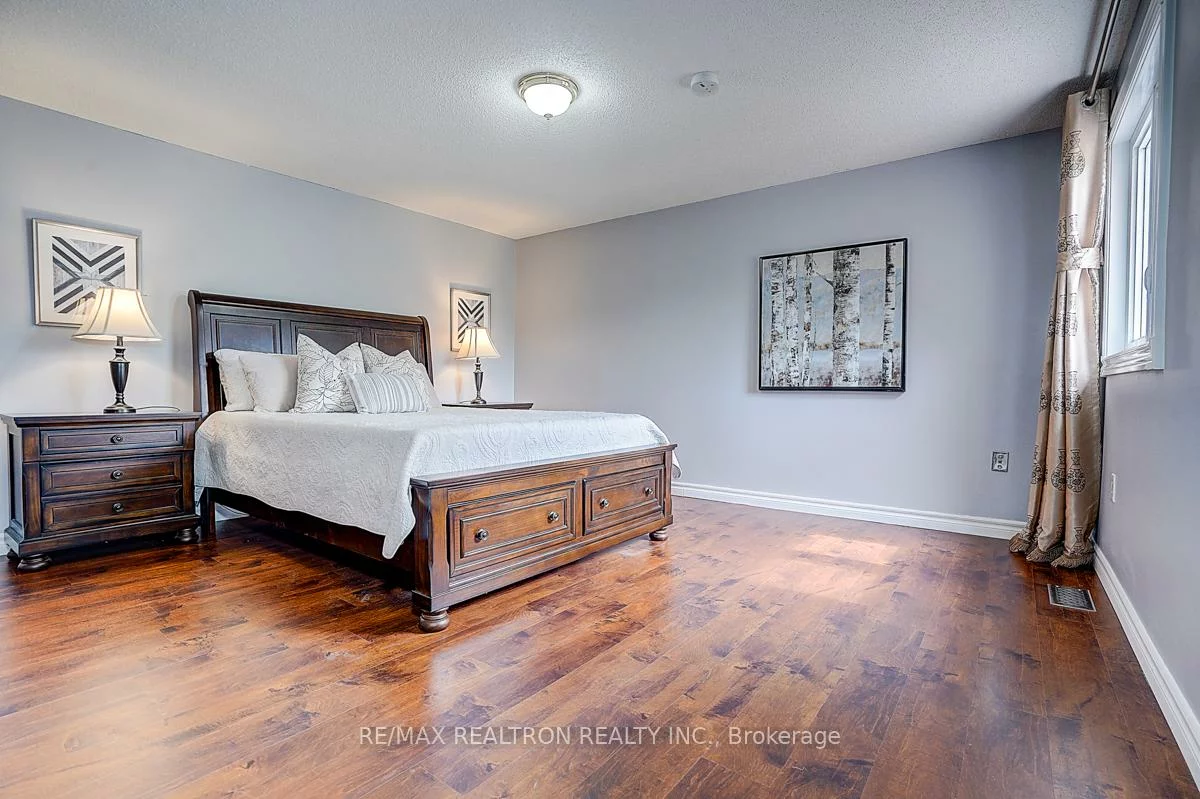 233, Brimson, Glenway Estates, Newmarket