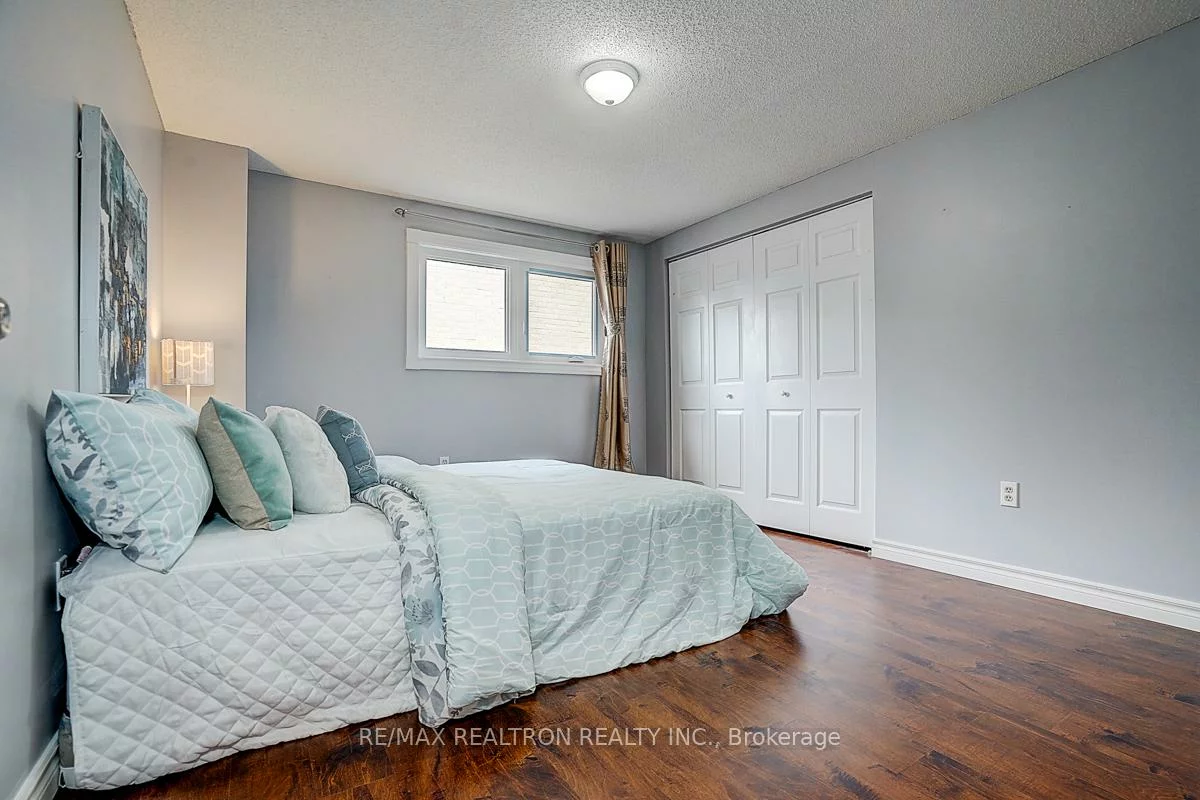 233, Brimson, Glenway Estates, Newmarket