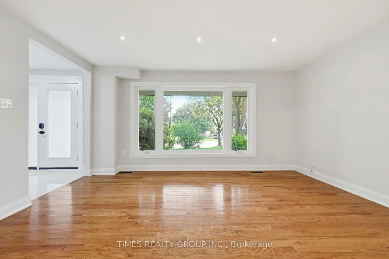 75, Beswick, Central Newmarket, Newmarket