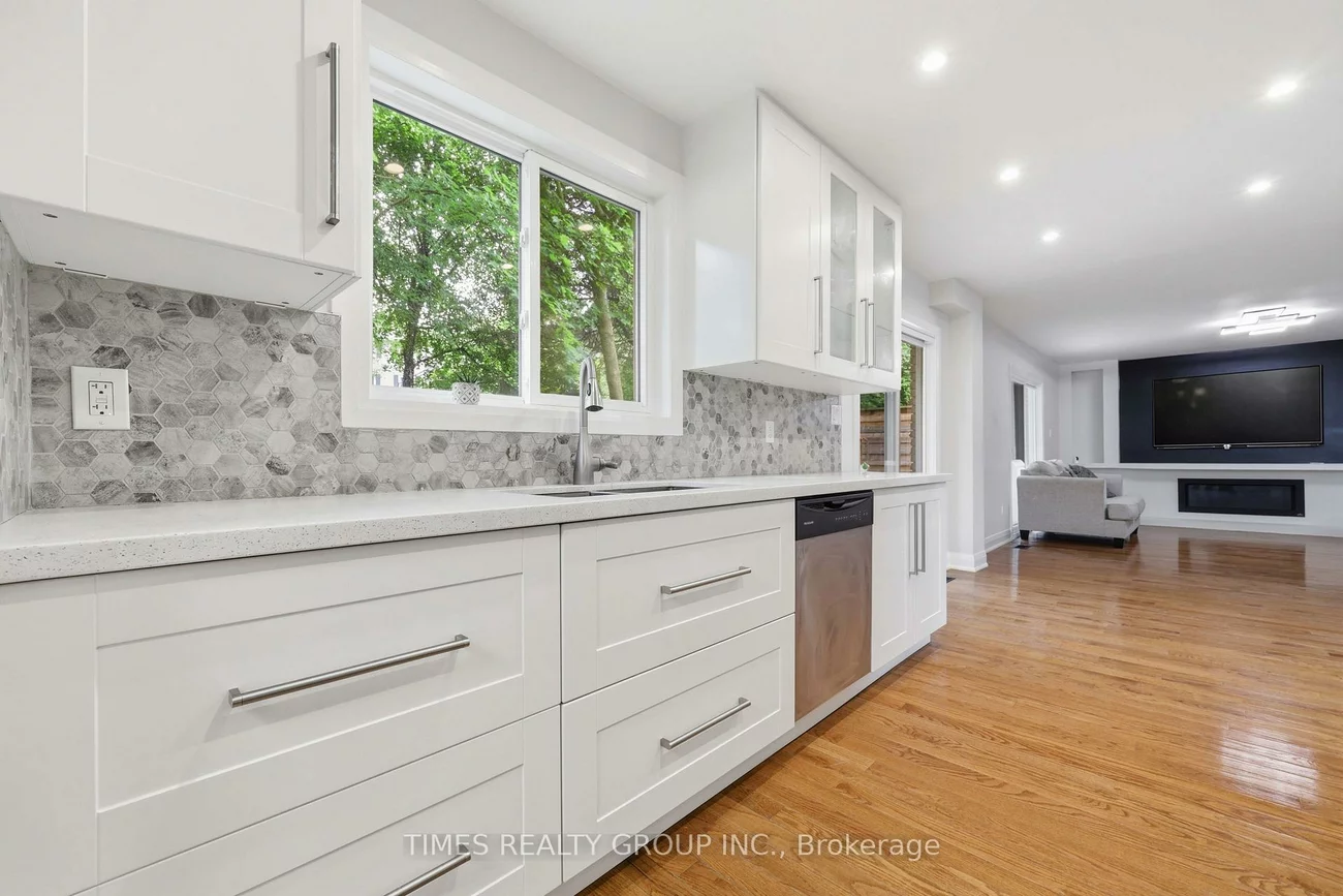 75, Beswick, Central Newmarket, Newmarket
