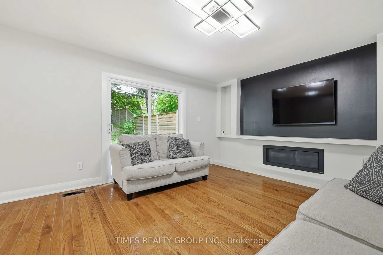 75, Beswick, Central Newmarket, Newmarket