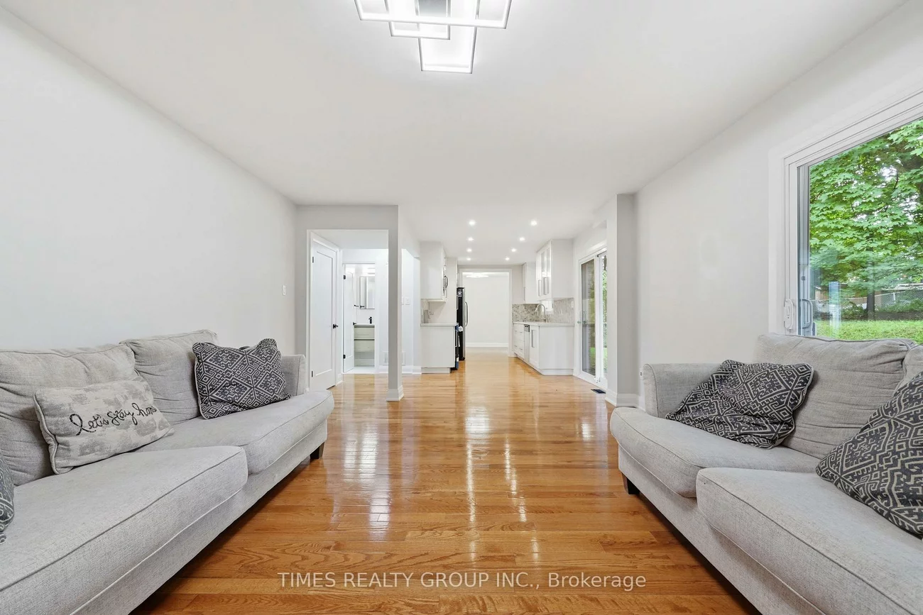 75, Beswick, Central Newmarket, Newmarket