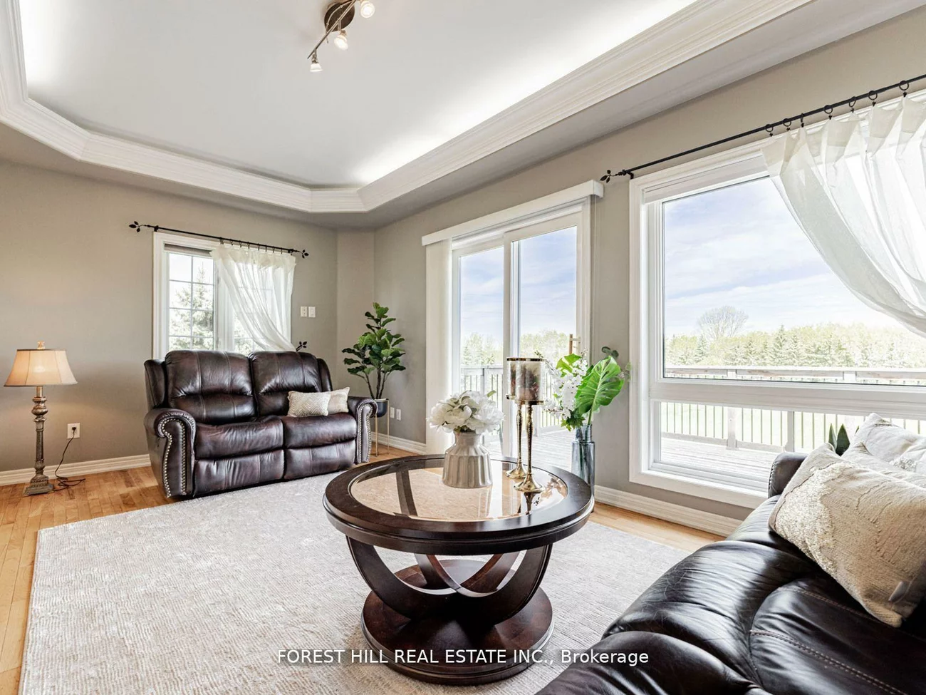 614, Mcbean, Stonehaven-Wyndham, Newmarket