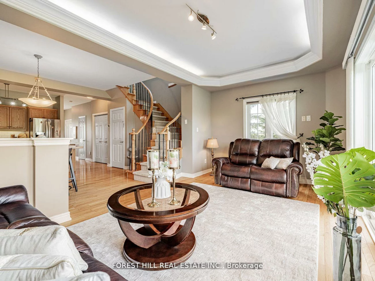 614, Mcbean, Stonehaven-Wyndham, Newmarket