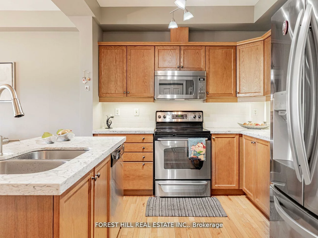 614, Mcbean, Stonehaven-Wyndham, Newmarket