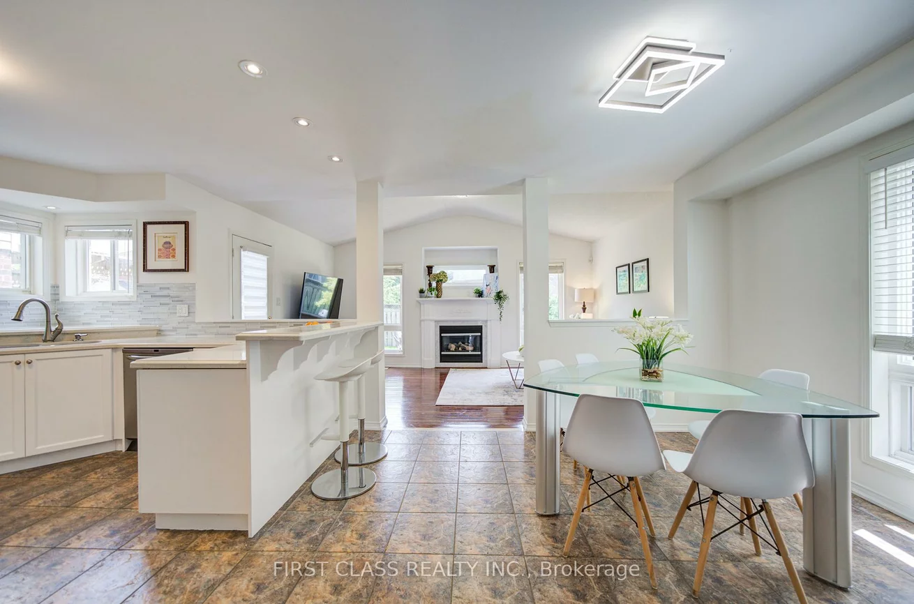 611, Mcbean, Stonehaven-Wyndham, Newmarket