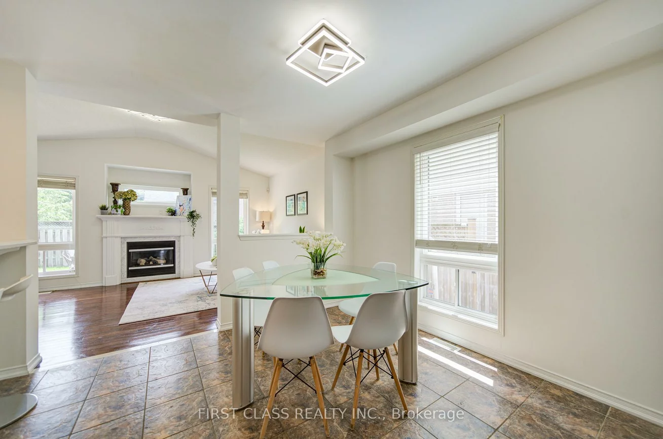 611, Mcbean, Stonehaven-Wyndham, Newmarket