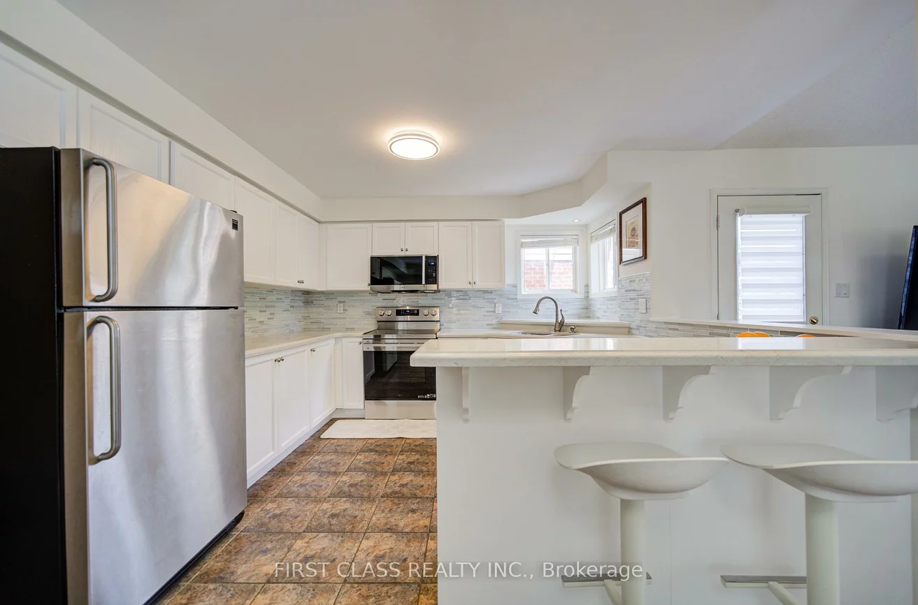 611, Mcbean, Stonehaven-Wyndham, Newmarket
