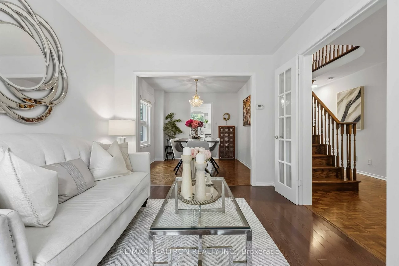 857, Hollander, Gorham-College Manor, Newmarket