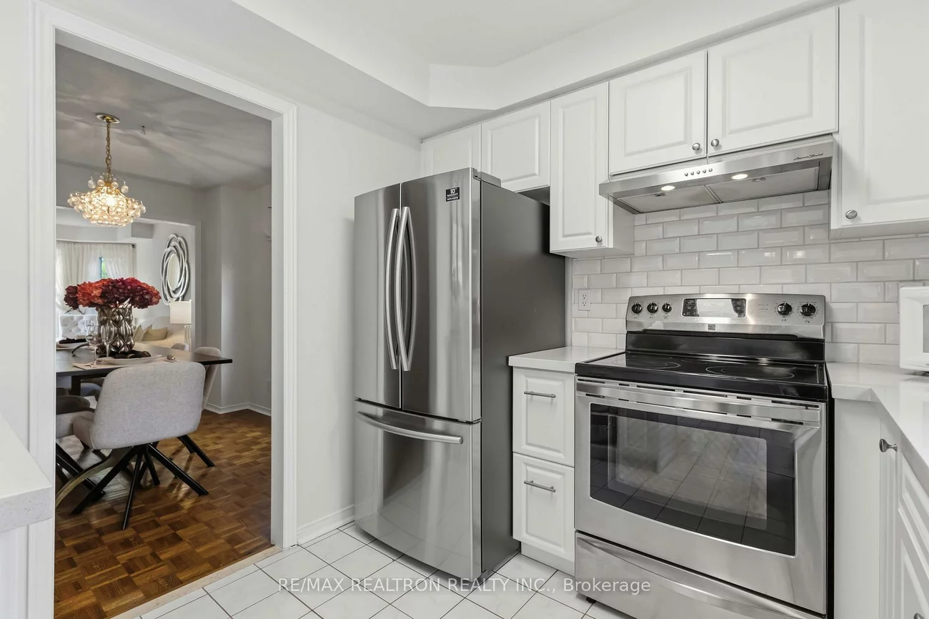 857, Hollander, Gorham-College Manor, Newmarket
