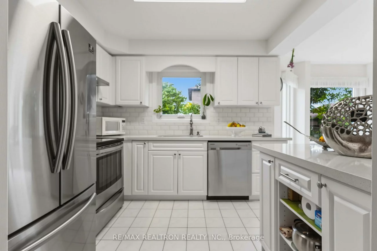 857, Hollander, Gorham-College Manor, Newmarket