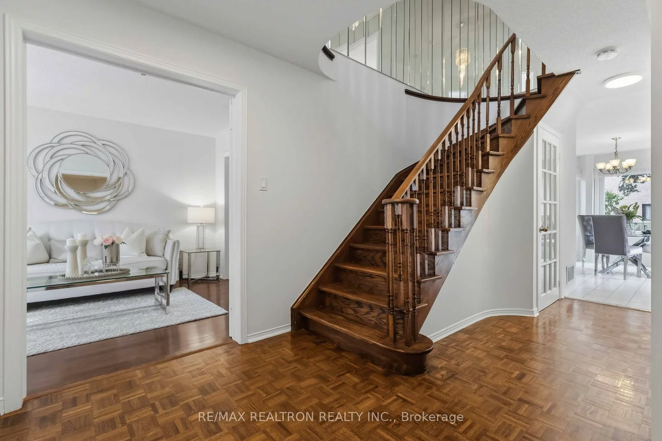 857, Hollander, Gorham-College Manor, Newmarket