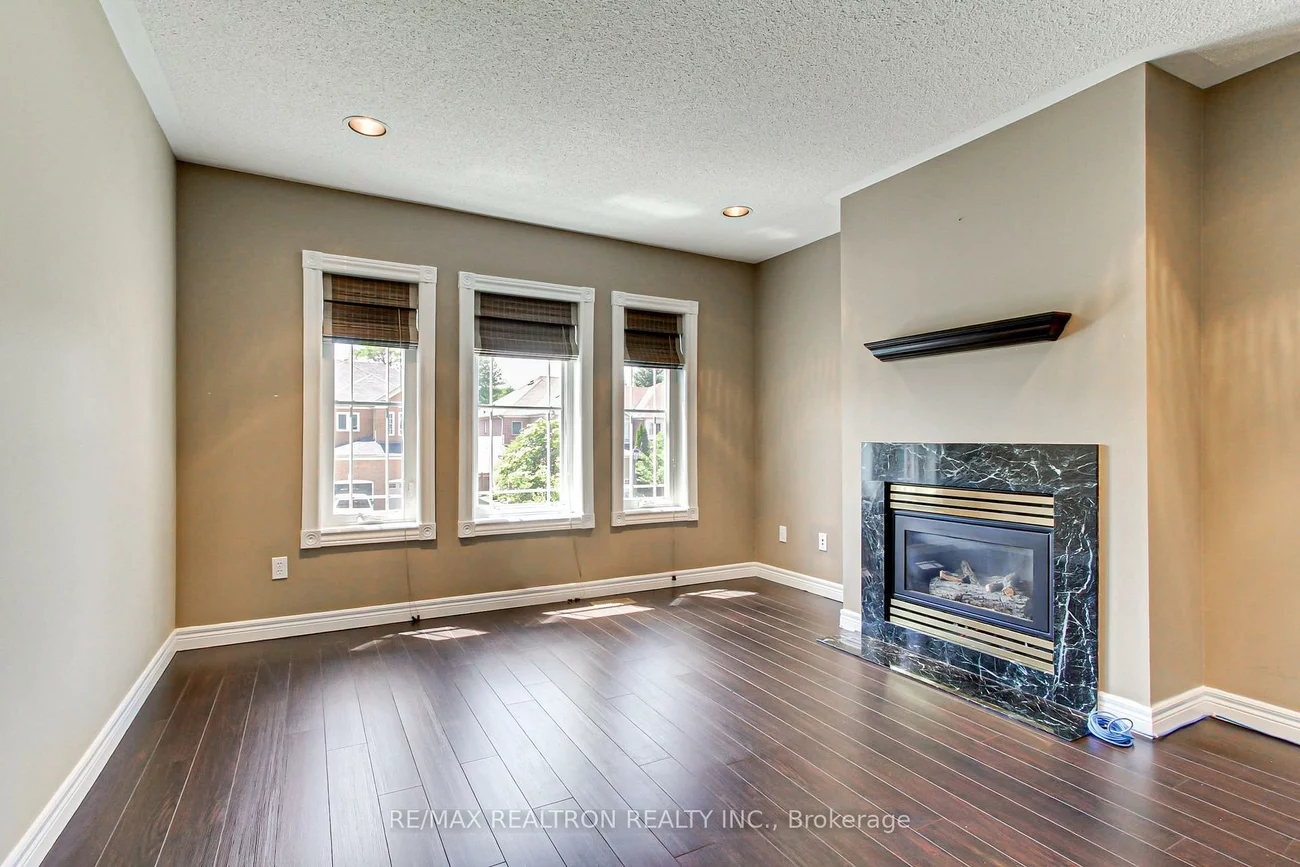 233, Denise, Summerhill Estates, Newmarket