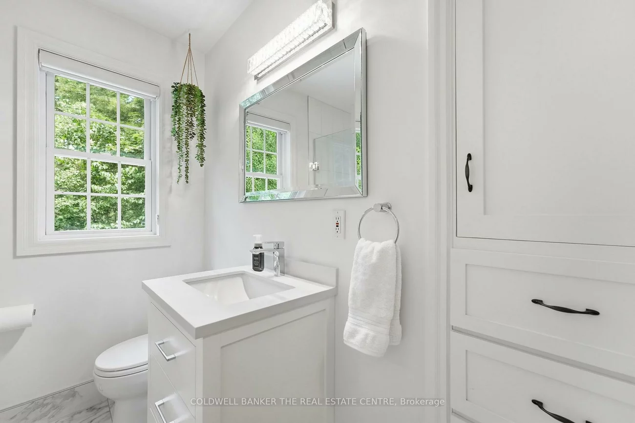 519, College, Central Newmarket, Newmarket