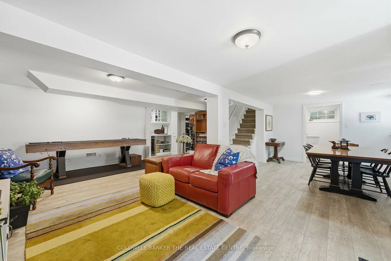 519, College, Central Newmarket, Newmarket
