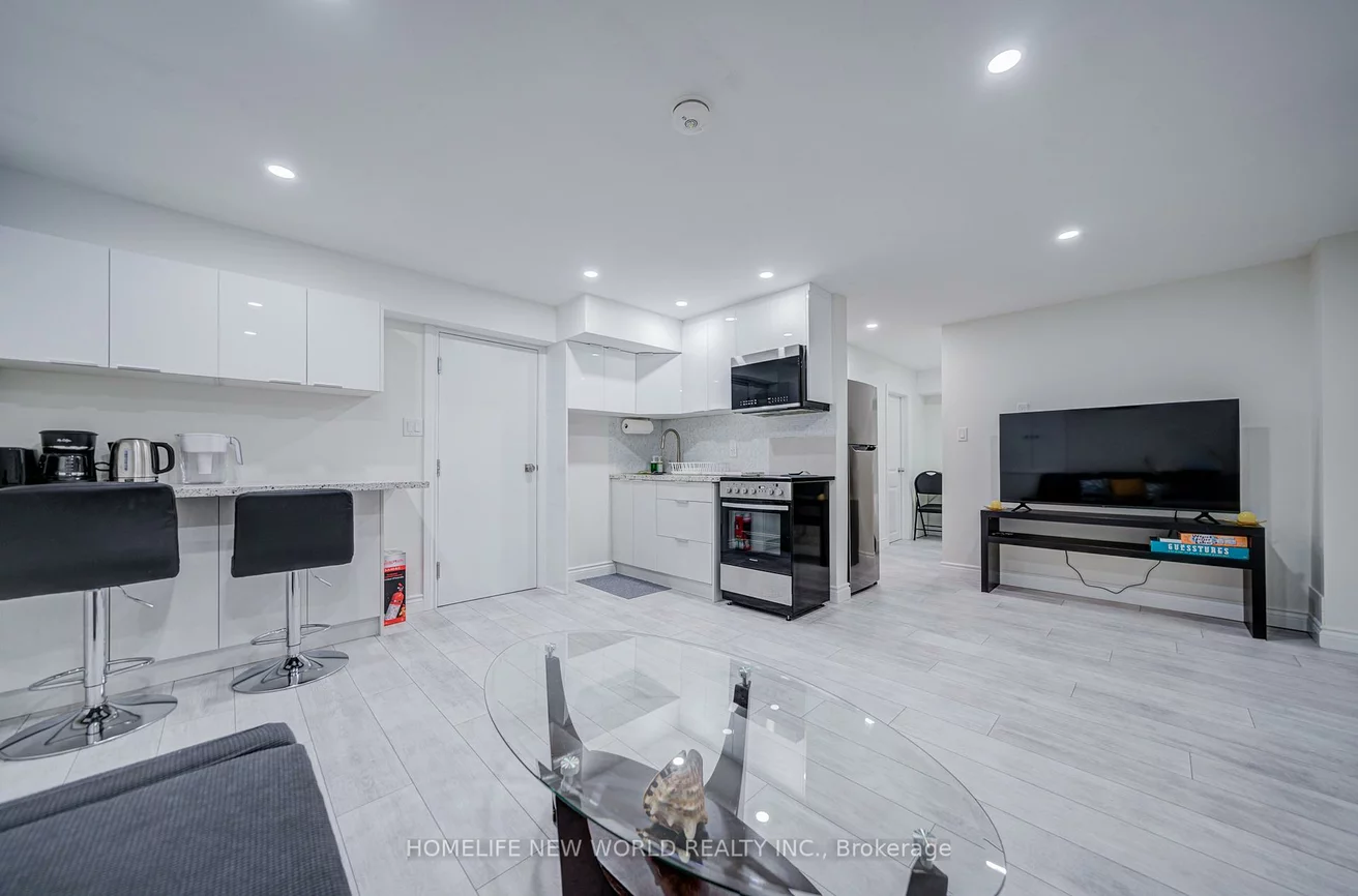 74, Tango, Woodland Hill, Newmarket