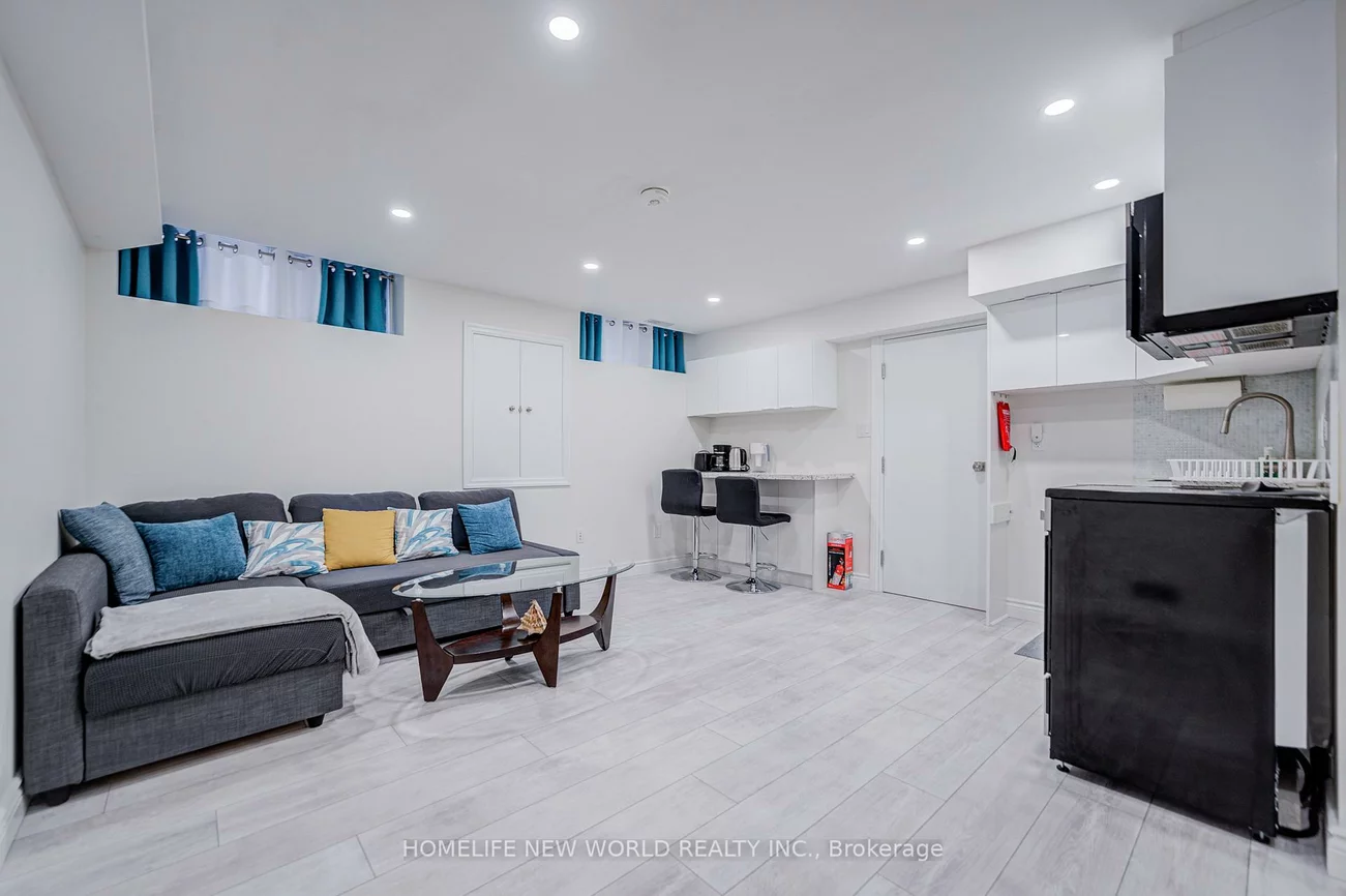 74, Tango, Woodland Hill, Newmarket