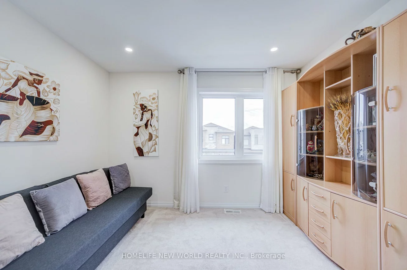 74, Tango, Woodland Hill, Newmarket