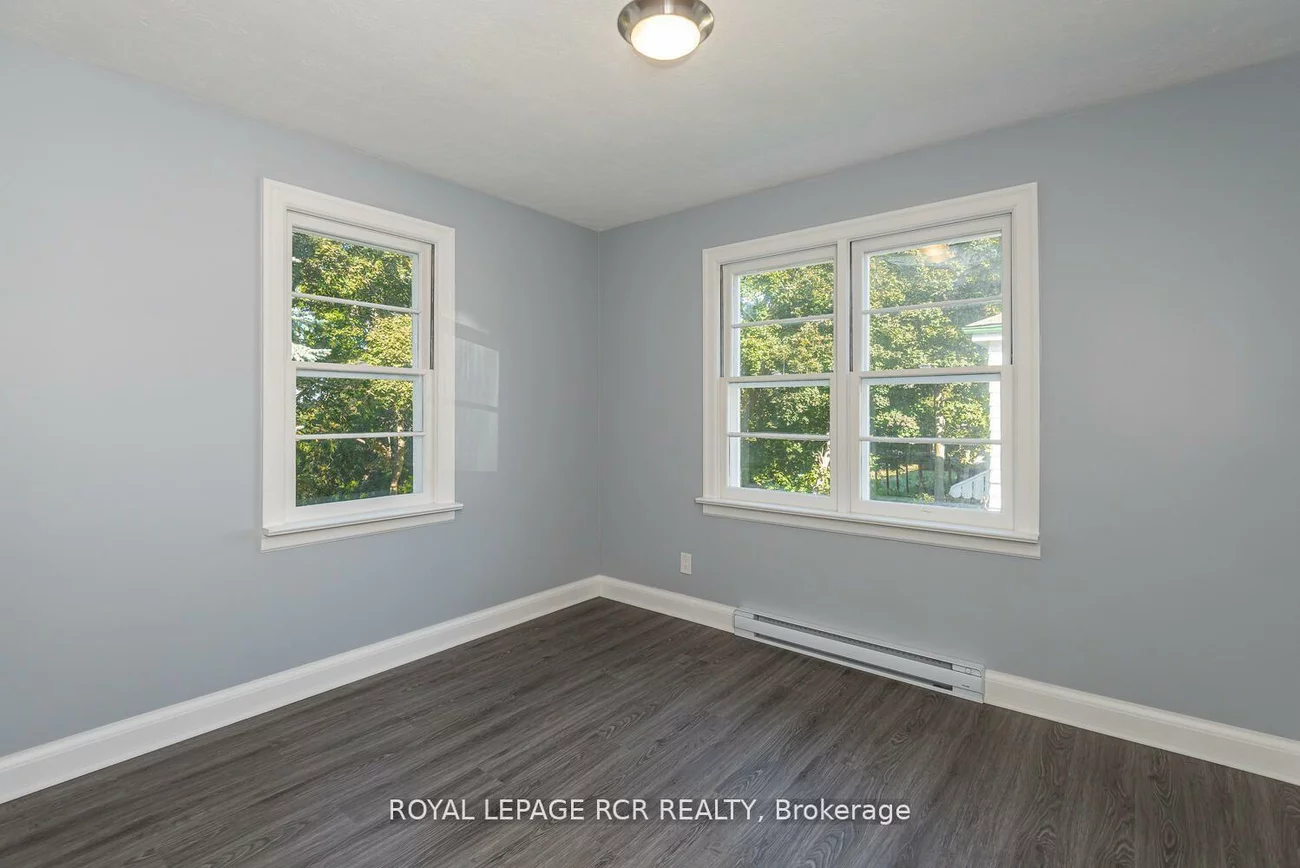 16948, Bayview, Central Newmarket, Newmarket