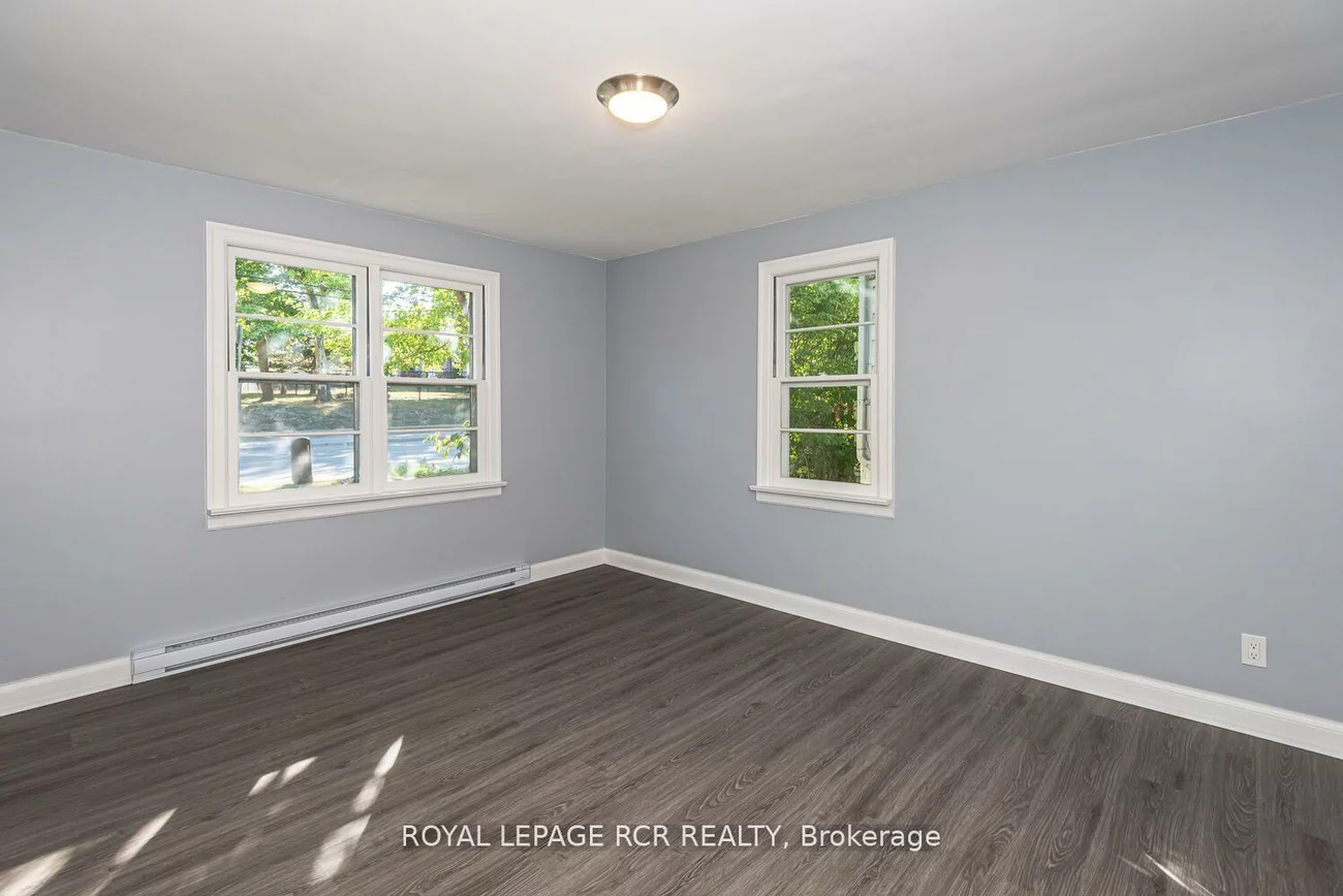 16948, Bayview, Central Newmarket, Newmarket