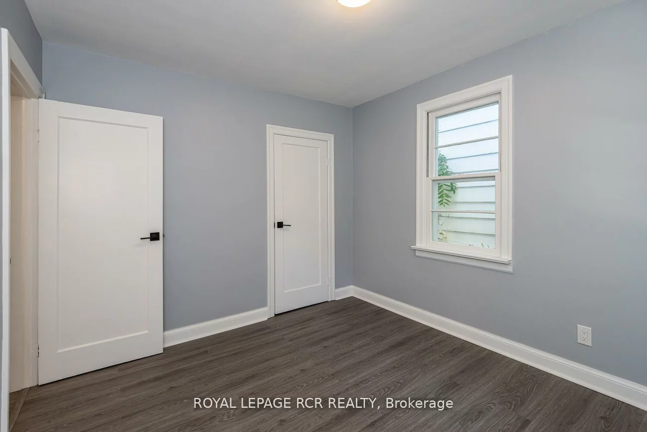 16948, Bayview, Central Newmarket, Newmarket