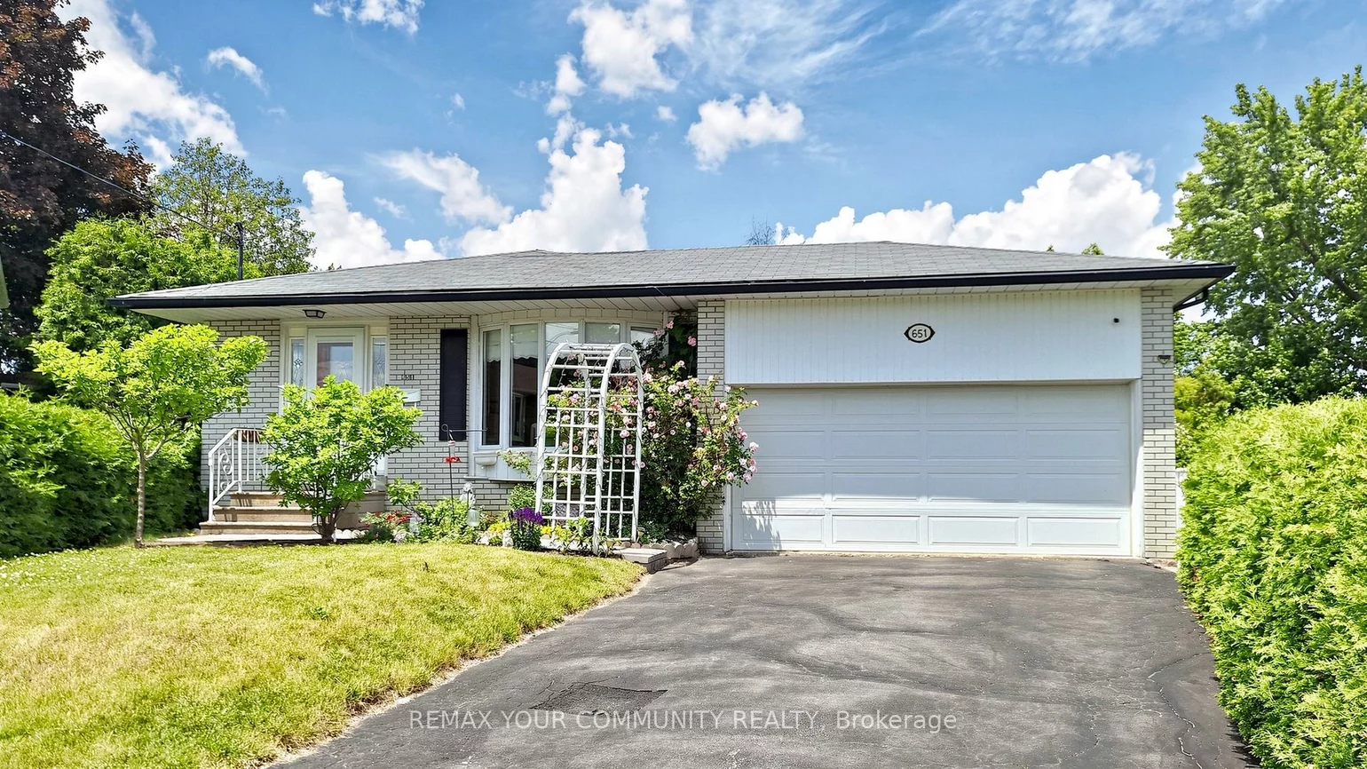 651, Mossbank, Huron Heights-Leslie Valley, Newmarket